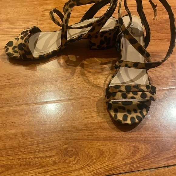 Qupid heels WOMENS SIZE 10 brown cheetah print - Picture 5 of 12